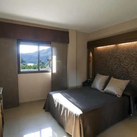 Hotel La Brasa Vélez de Benaudalla